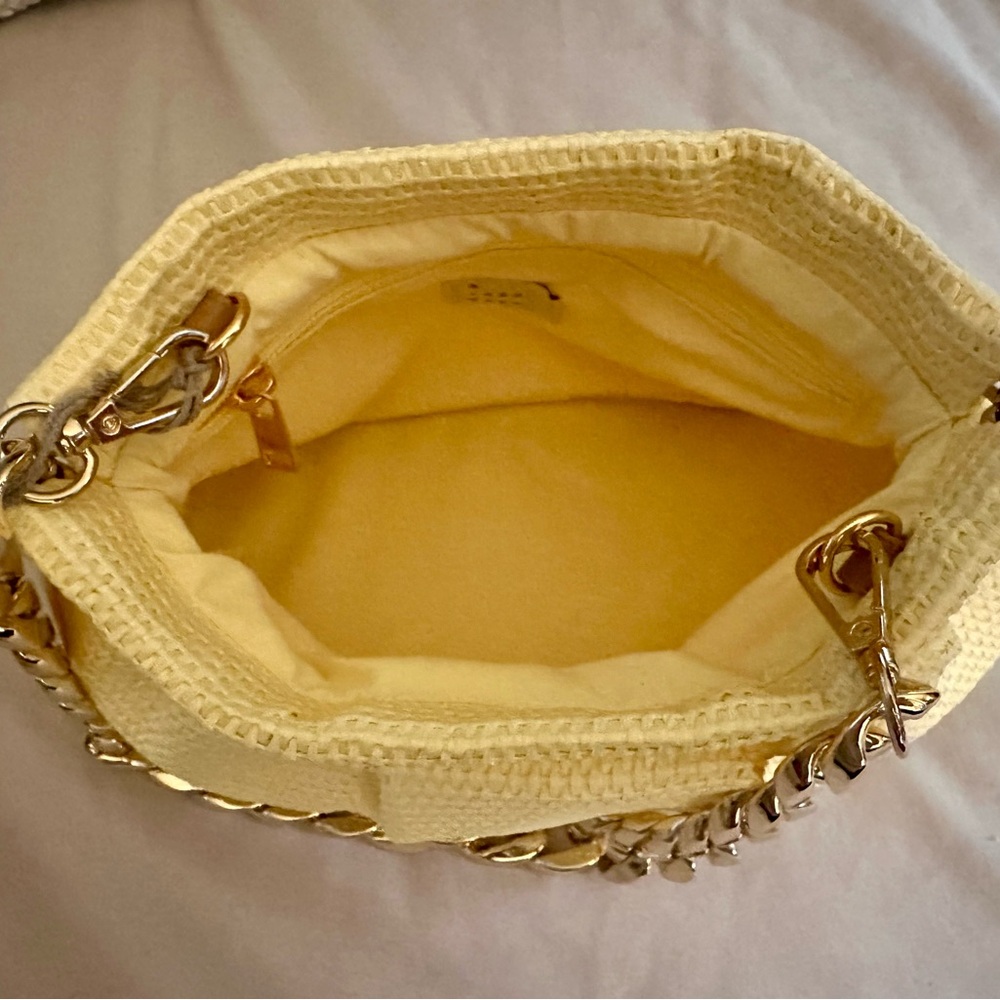 NWT - A New Day Yellow Woven Shoulder Bag with Gold Chain - Picture 3 of 4